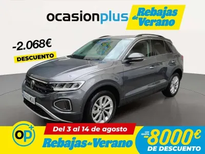 Usado VW T-Roc Life 110 CV (80 kW) 2024 Gris SUV