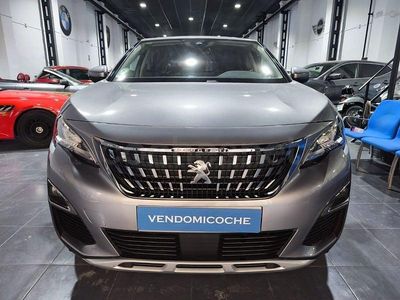 Usado Peugeot 3008 Allure 130 CV (95 kW) 2021 Gris / plata SUV