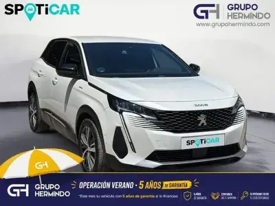 Usado Peugeot 3008 Allure 225 CV (165 kW) 2023 Blanco SUV