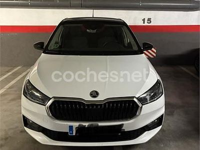 Usado Skoda Fabia Style 110 CV (80 kW) 2022 Blanco Utilitario