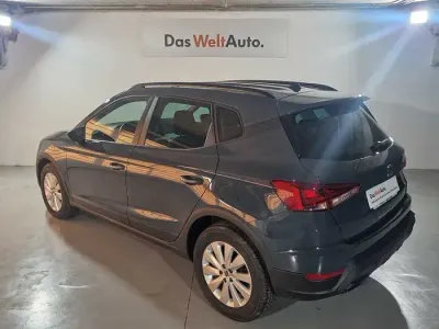Usado Seat Arona Style 115 CV (84 kW) 2025 Azul SUV