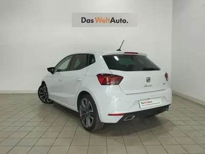 Usado Seat Ibiza FR 150 CV (110 kW) 2024 Blanco Utilitario