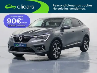 Usado Renault Arkana Techno 140 CV (102 kW) 2023 Gris / plata SUV