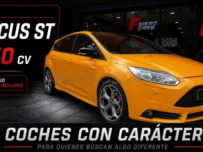 Käytetty Ford Focus ST 250 HP (183 kW) 2012 Oranssi Sedan