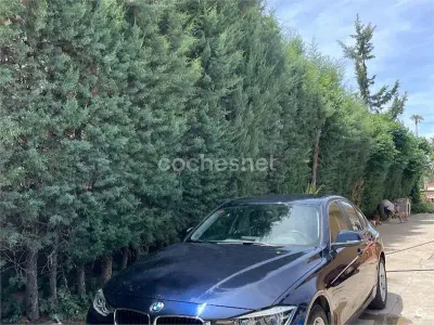 Usado BMW 320 Efficient Dynamics 163 CV (119 kW) 2017 Azul Berlina