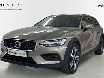 usado Volvo V60 CC Cross Country familiar 2.0 D4 AUTO AWD 5P