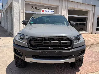 Usado Ford Ranger Raptor 213 CV (156 kW) 2021 Gris / plata Pickup/Camioneta