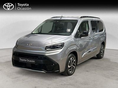 Usado Toyota Proace Verso Active 131 CV (96 kW) 2024 Gris / plata Familiar
