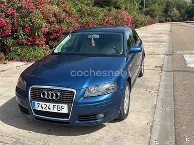 Usado Audi A3 Sportback Ambition 115 CV (84 kW) 2006 Azul Utilitario