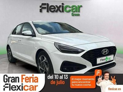 Blanco Usado 2024 Hyundai i30 Berlina | 16.390 € (Buen precio)