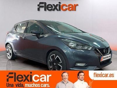 Usado Nissan Micra Acenta 92 CV (67 kW) 2021 Granate Utilitario