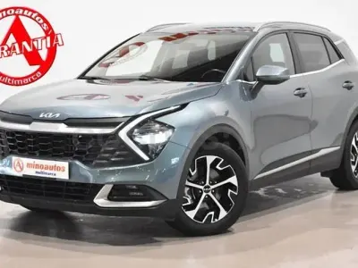 Usado Kia Sportage Style 136 CV (100 kW) 2022 Gris SUV