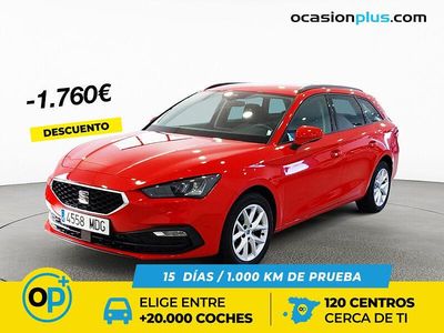 Usado Seat Leon Style 110 CV (80 kW) 2023 Rojo Familiar