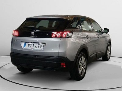 Usado Peugeot 3008 Active 131 CV (96 kW) 2021 Gris SUV