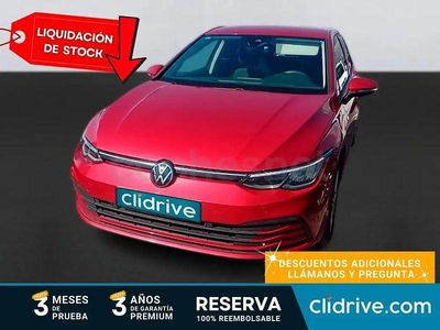 Usado VW Golf VIII Life 150 CV (110 kW) 2021 Amarillo Berlina