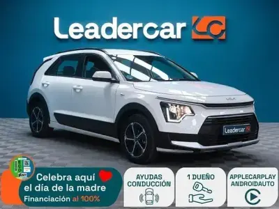 Usado Kia Niro 141 CV (103 kW) 2023 Blanco SUV