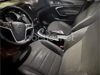 Usado Opel Insignia Cosmo 160 CV (117 kW) 2011 Blanco Berlina