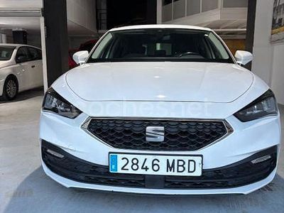Usado Seat Leon Style 115 CV (84 kW) 2022 Blanco Berlina