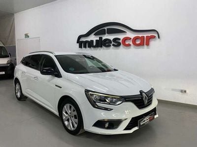Usado Renault Mégane GrandTour LIMITED 116 CV (85 kW) 2019 Blanco Familiar