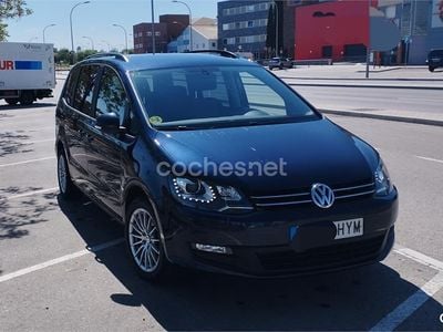 Usado VW Sharan Advance 140 CV (102 kW) 2014 Azul Monovolumen