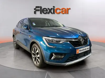 Usado Renault Arkana Evolution 140 CV (102 kW) 2023 Verde SUV