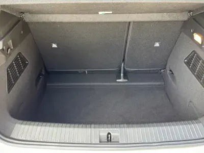 Usado Renault Mégane IV Equilibre 95 kW (130 CV) 2023 Blanco Berlina