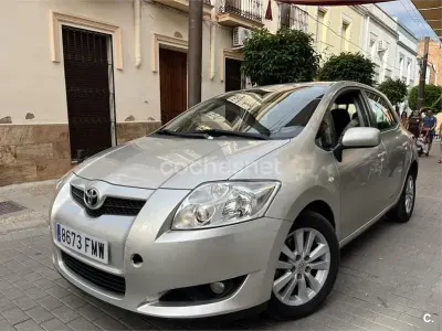 Usado Toyota Auris Luna 126 CV (92 kW) 2007 Beige Utilitario