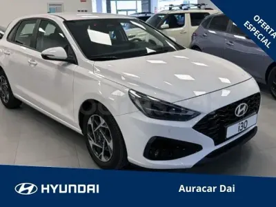 Usado Hyundai i30 100 CV (73 kW) 2025 Blanco Familiar