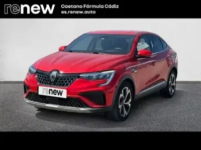 Usado Renault Arkana Techno 145 CV (106 kW) 2024 Rojo SUV
