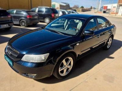 Usado Hyundai Sonata Classic 140 CV (102 kW) 2007 Azul Berlina