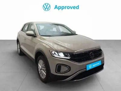 Usado VW T-Roc Business 115 CV (84 kW) 2025 Gris / plata SUV