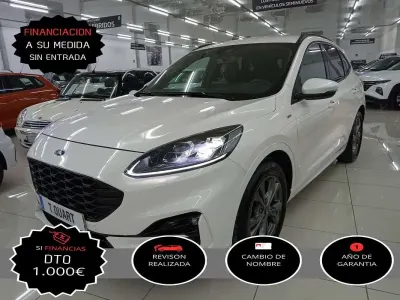 Usado Ford Kuga ST-Line X 120 HP (88 kW) 2020 Branco SUV