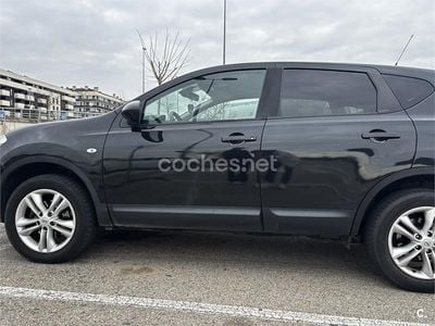 Usado Nissan Qashqai Acenta 110 CV (80 kW) 2013 Negro SUV