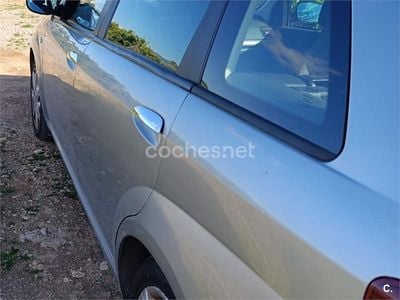 Usado Fiat Croma Dynamic 120 CV (88 kW) 2006 Gris / plata Familiar