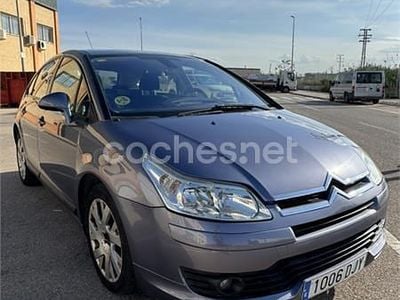 Begagnad Citroën C4 VTR Sport 110 HK (80 kW) 2005 Grå Sedan