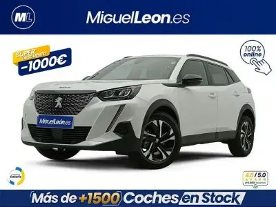 Usado Peugeot 2008 Allure 102 CV (75 kW) 2023 Blanco SUV
