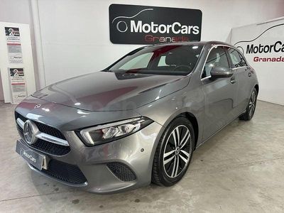 Usado Mercedes A180 116 CV (85 kW) 2021 Gris / plata Berlina