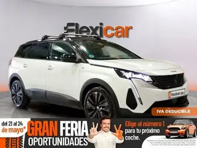 Käytetty Peugeot 5008 GT 130 HP (95 kW) 2021 Valkoinen Katumaasturi