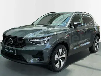 Nuevo Volvo XC40 Plus 163 CV (119 kW) 2026 Verde SUV