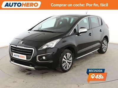 Usado Peugeot 3008 Style 120 CV (88 kW) 2015 Negro Familiar