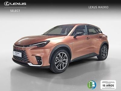 Usado Lexus LBX 136 CV (100 kW) 2025 Marrón SUV