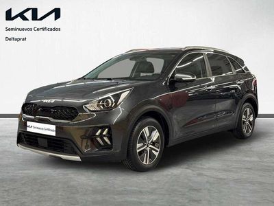 Usado Kia Niro 141 CV (103 kW) 2022 Gris SUV