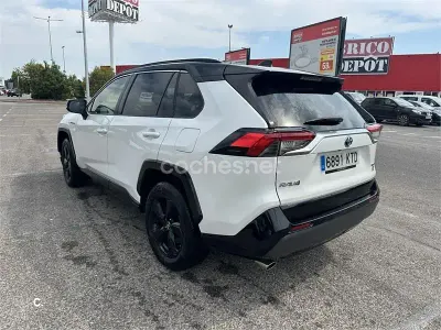 Usado Toyota RAV4 Hybrid 197 CV (144 kW) 2019 Blanco SUV