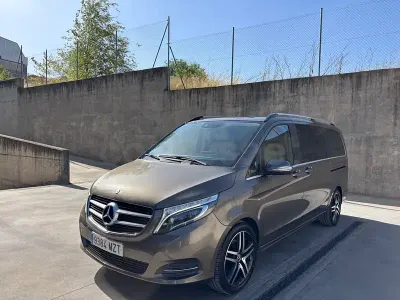 Usado Mercedes V250 Avantgarde 190 CV (139 kW) 2015 Beige Monovolumen