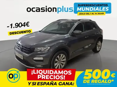 Usado VW T-Roc Advance 150 CV (110 kW) 2021 Gris SUV