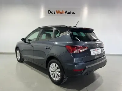 Usado Seat Arona Style 115 CV (84 kW) 2025 Gris SUV