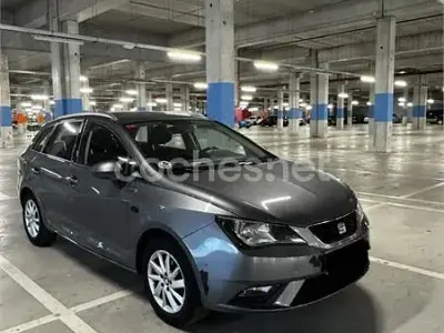 Usado Seat Ibiza ST Style 105 CV (77 kW) 2014 Gris / plata Familiar