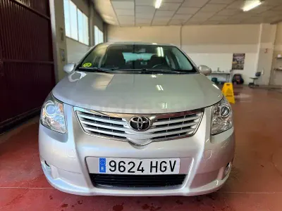 Usado Toyota Avensis