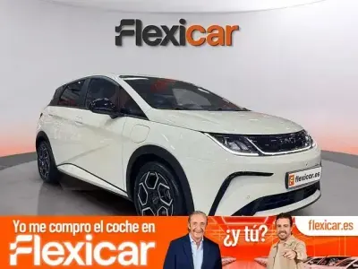 Usado BYD Dolphin Comfort 150 kW (204 CV) 2025 Blanco Utilitario