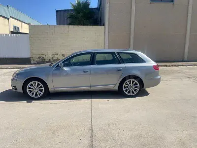 Usado Audi A6 240 CV (176 kW) 2010 Gris / plata Familiar